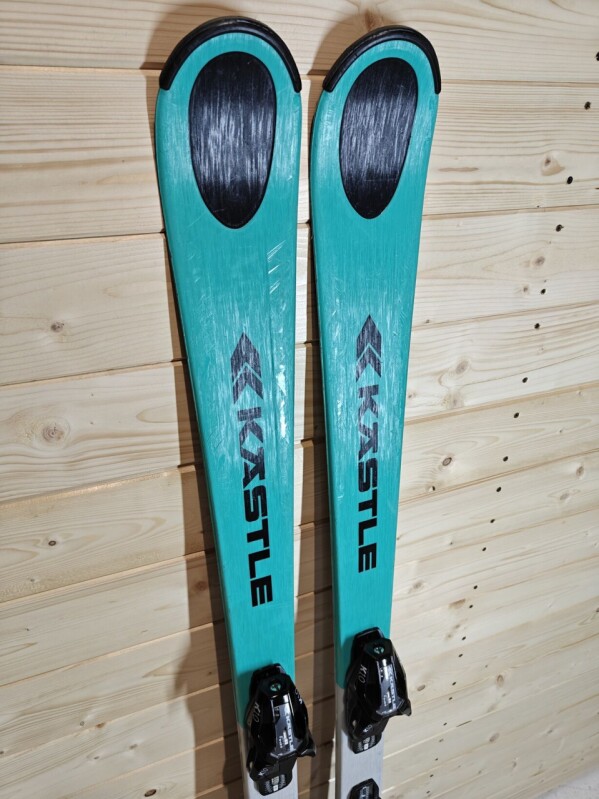 LYŽE KASTLE RX 8 156CM
